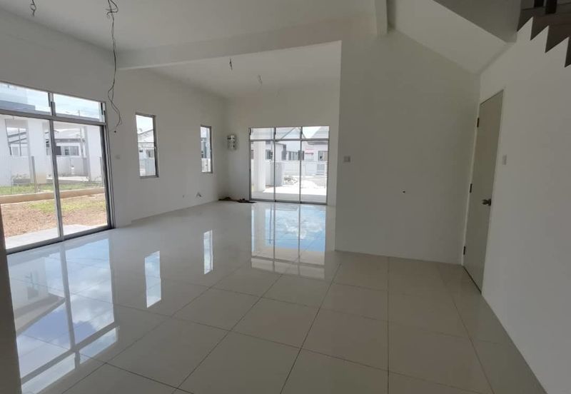 YARRA PARK WESTFIELD