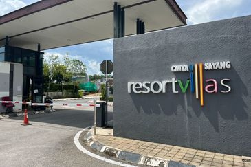 Cinta Sayang Resort Villa