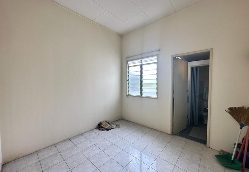 BANDAR PUTERI JAYA SEK 3A