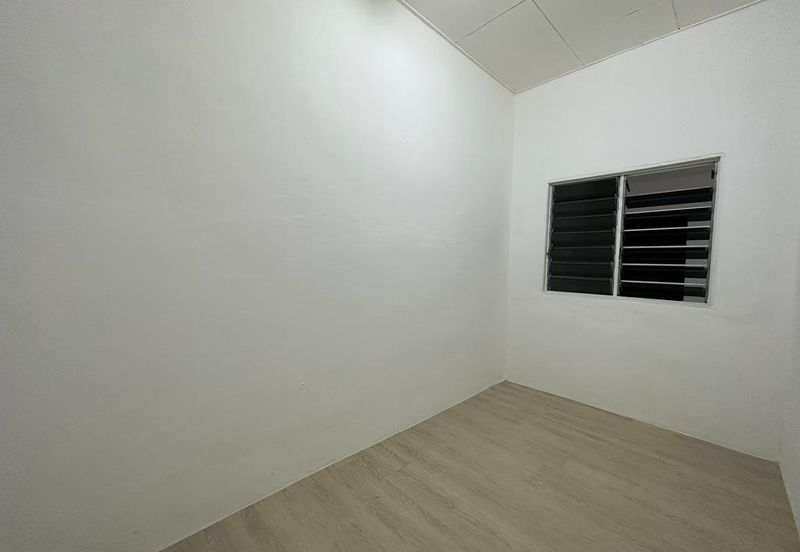 TAMAN KELISA RIA FASA 1