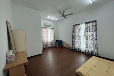 Bukit Banyan Eugenia