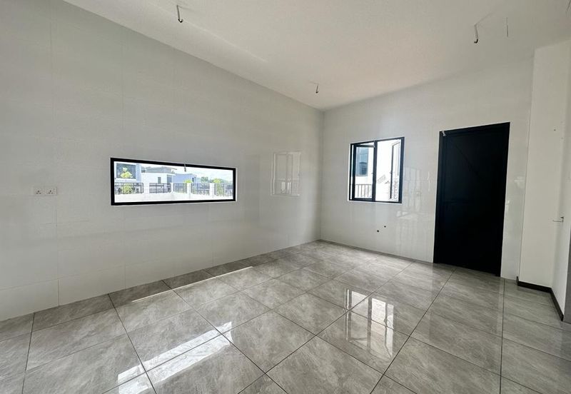 Sierra, Bukit Banyan