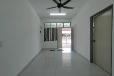 TAMAN KELISA RIA FASA 1
