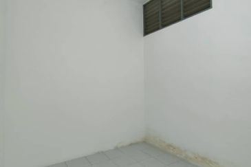 TAMAN KELISA RIA FASA 1