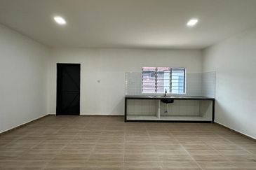 TAMAN KELISA RIA FASA 1