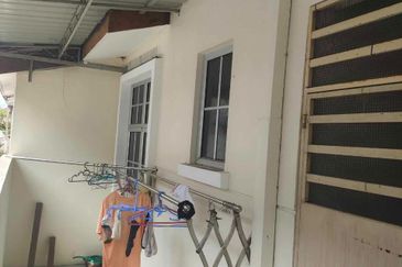 Bandar Laguna Merbok