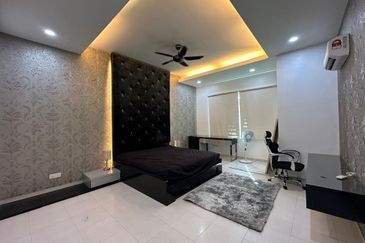 BANDAR LAGUNA MERBOK (KEMBAR)