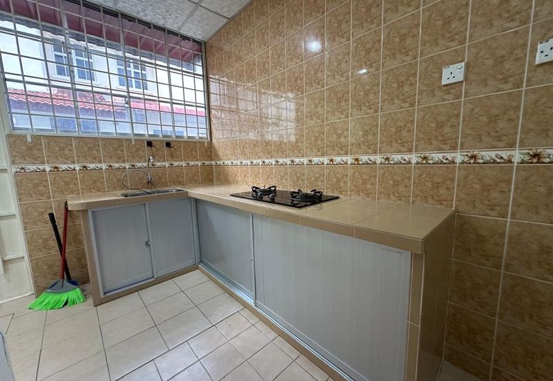 BANDAR LAGUNA MERBOK (TERES)