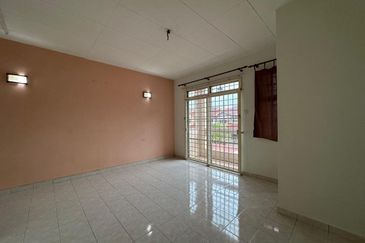 BANDAR LAGUNA MERBOK (TERES)