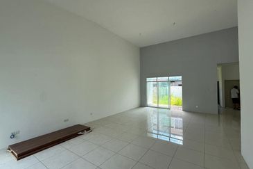 YARRA PARK WESTFIELD