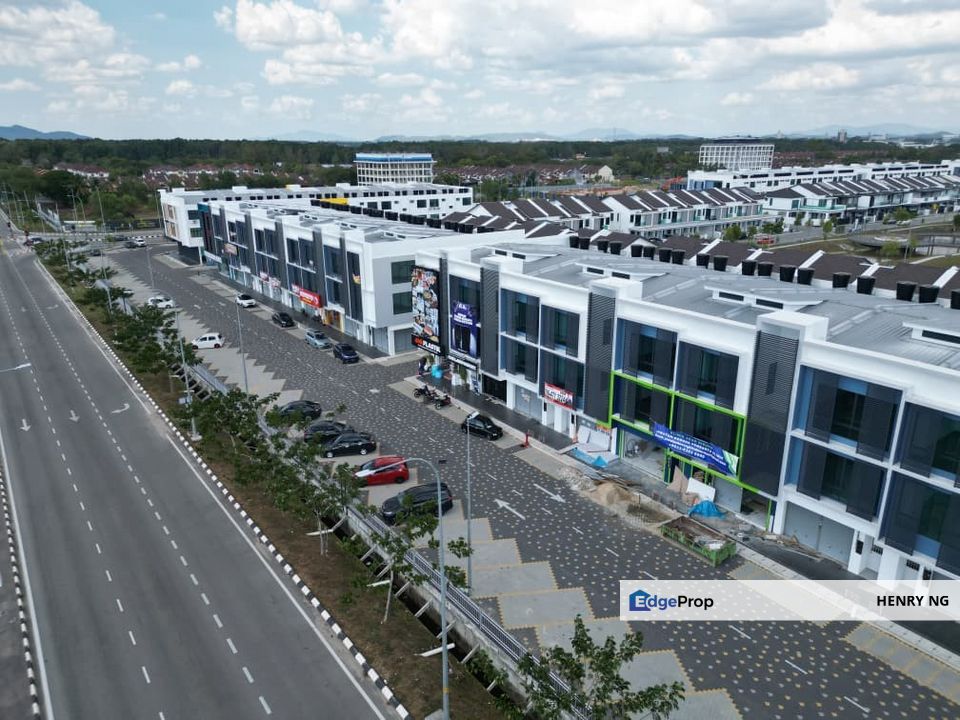 Aman Parc Shoplot For Sale Facing Mainroad, Kedah, Sungai Petani