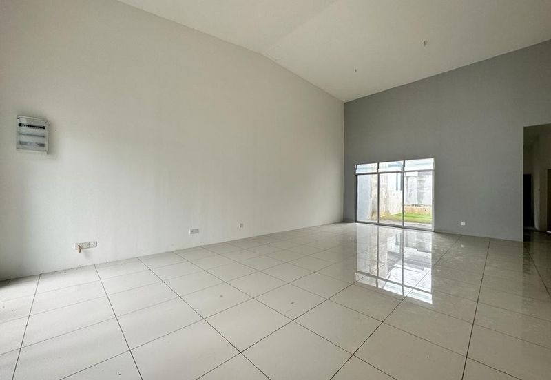 YARRA PARK WESTFIELD