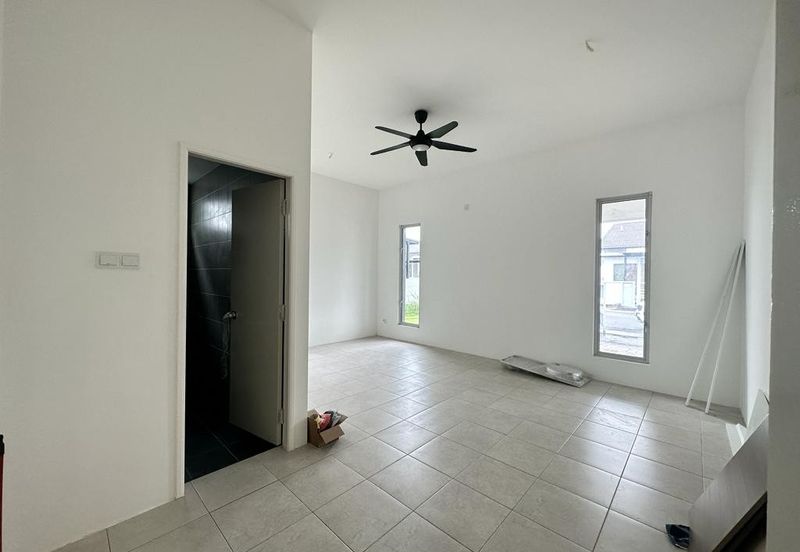 YARRA PARK WESTFIELD