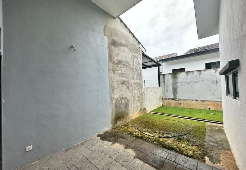 YARRA PARK WESTFIELD