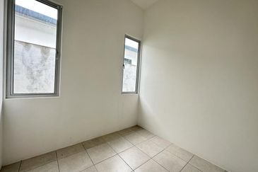 YARRA PARK WESTFIELD