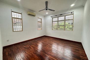 BANDAR LAGUNA MERBOK (KEMBAR)