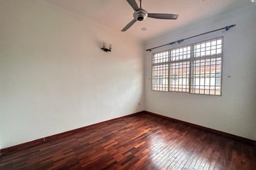 BANDAR LAGUNA MERBOK (KEMBAR)