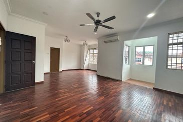 BANDAR LAGUNA MERBOK (KEMBAR)