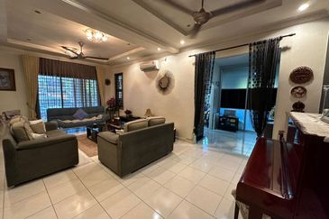 BANDAR LAGUNA MERBOK (TERES)