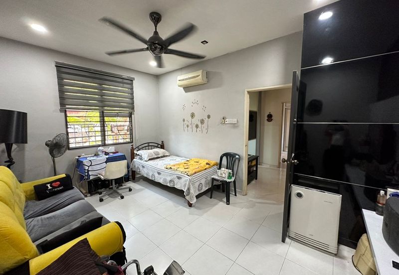 BANDAR LAGUNA MERBOK (TERES)