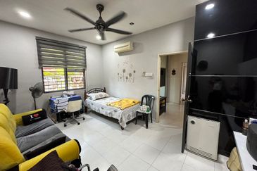 BANDAR LAGUNA MERBOK (TERES)