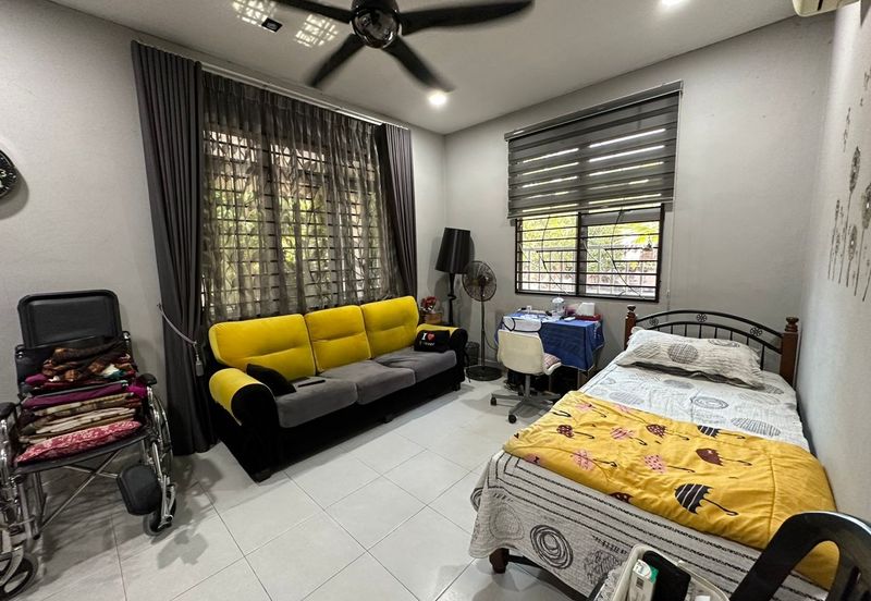 BANDAR LAGUNA MERBOK (TERES)