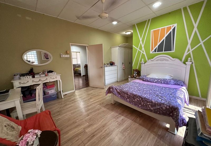 BANDAR LAGUNA MERBOK (TERES)