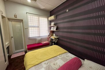 BANDAR LAGUNA MERBOK (TERES)