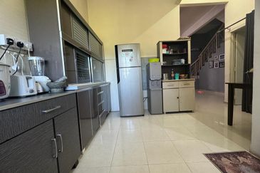 TAMAN PERMATA HILL PARK