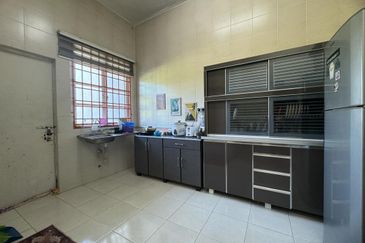 TAMAN PERMATA HILL PARK