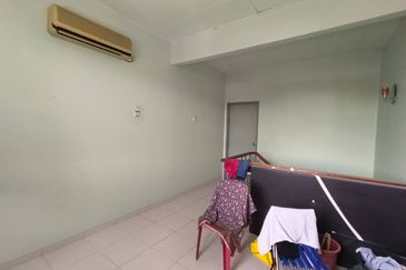 Bandar Laguna Merbok