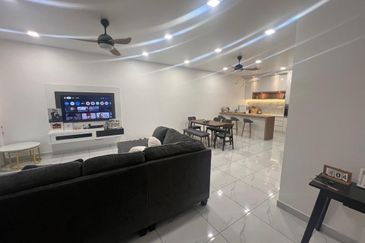 SALVIA, BUKIT BANYAN