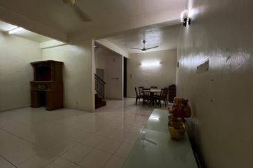 BANDAR LAGUNA MERBOK (TERES)