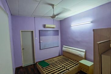 BANDAR LAGUNA MERBOK (TERES)