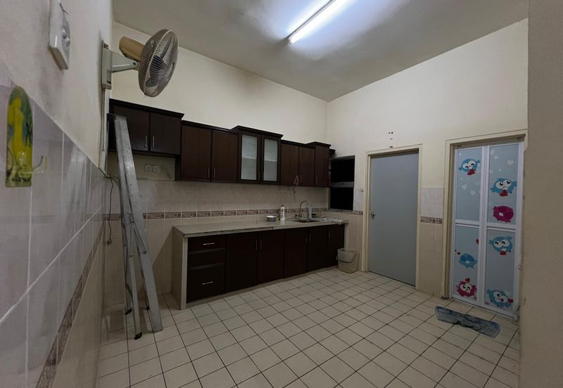 BANDAR LAGUNA MERBOK (TERES)