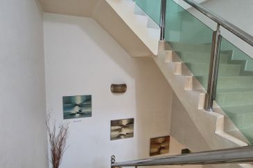 3-Storey Semi-Detached Home in Taman Pulai Mutiara