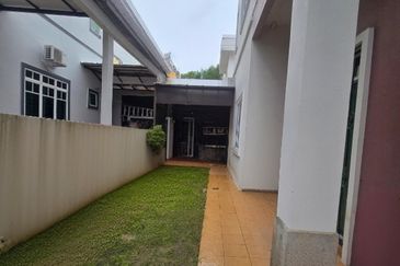 3-Storey Semi-Detached Home in Taman Pulai Mutiara