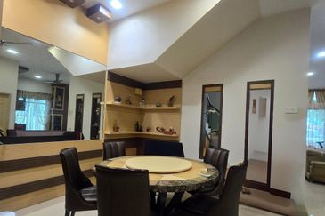 3-Storey Semi-Detached Home in Taman Pulai Mutiara