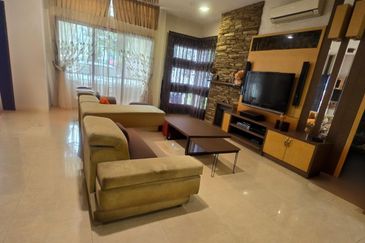 3-Storey Semi-Detached Home in Taman Pulai Mutiara