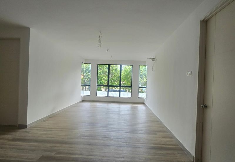 Upper East @ Tiger Lane