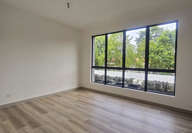 Upper East @ Tiger Lane