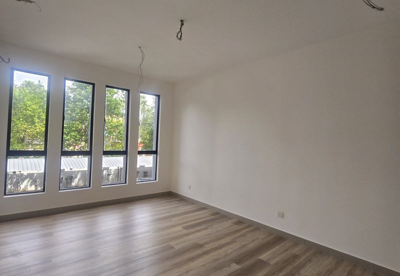 Upper East @ Tiger Lane