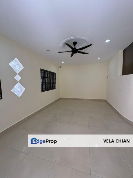 Pengkalan Near Aeon _ Double Storey House for Sale , Perak, Ipoh