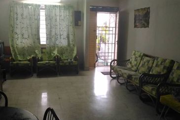 Taman Cempaka - Below Market Value - Double Storey House for sale