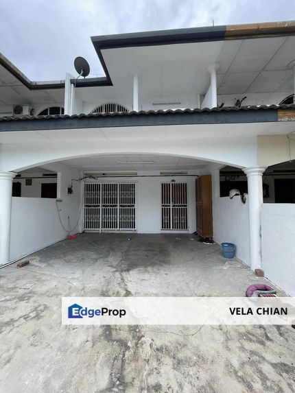 Below Market Value Double Storey House FOR SALE - Ipoh Garden East, Perak, Ipoh