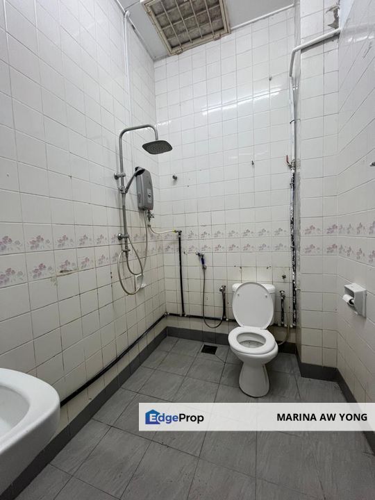 usj 2 5 rooms house, Selangor, USJ