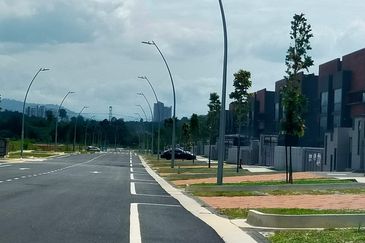 Elmina Business Park