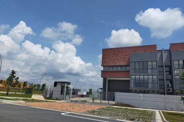 Elmina Business Park
