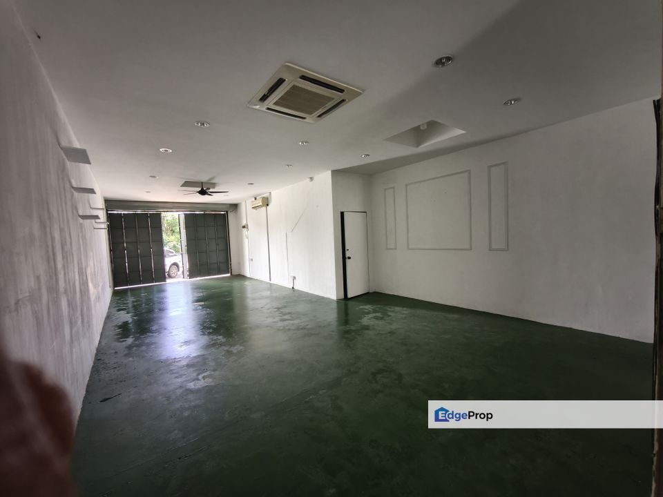 Ground Floor Shoplot at Air Putih , Pahang, Kuantan