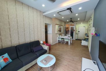 Jentayu Residency (Jentayu Residensi)